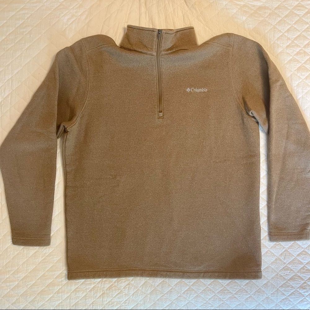 Columbia Quarter Zip Sweater.  LT Brown.
